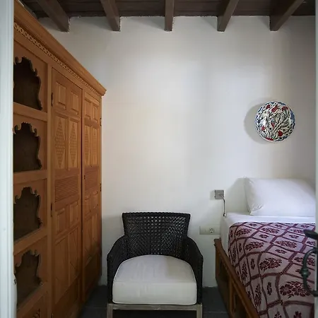 Aquavisionaire Front